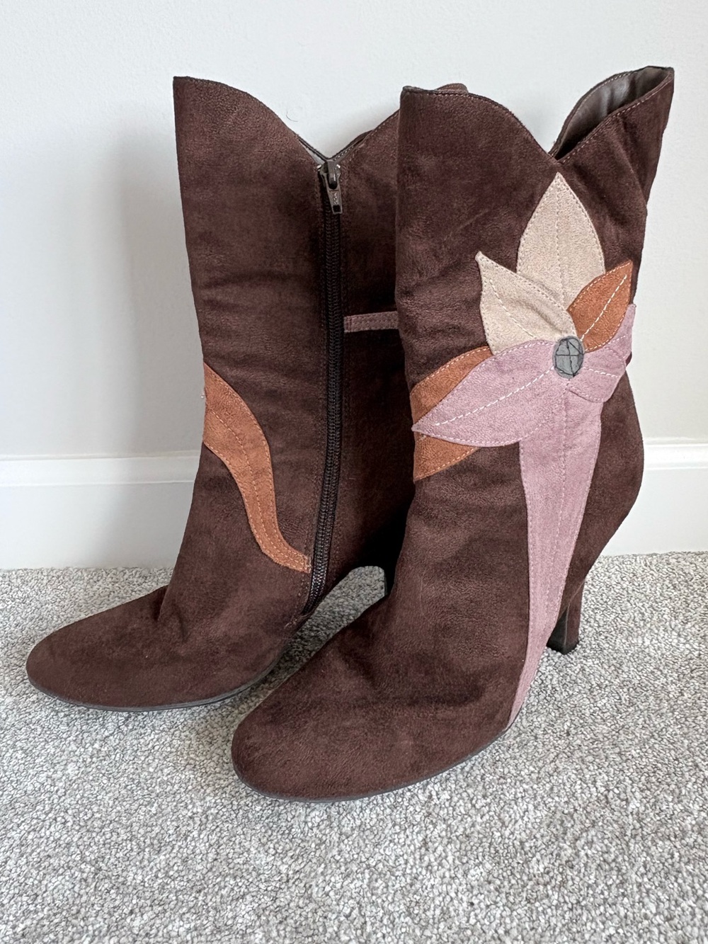 Predictions Brown Faux-Suede Floral Calf High Boots Mid-Heel Womens 8.5